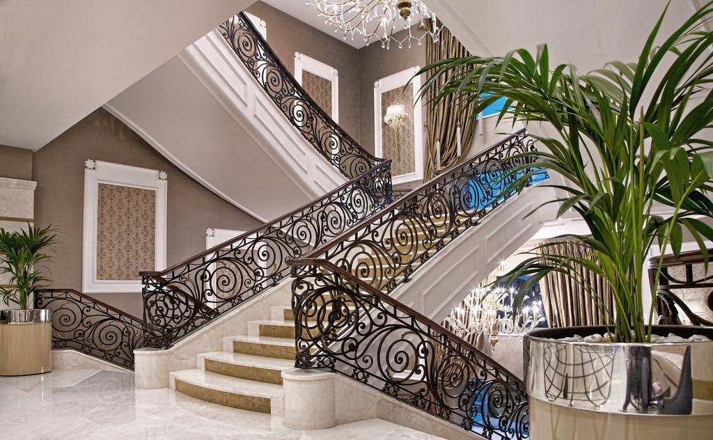 Hotel Retaj Royale 5*